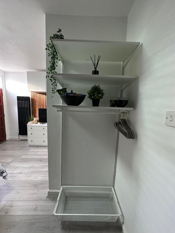 Modern En Suite Bedroom Close To City Centre Leeds (West Yorkshire) Exterior foto